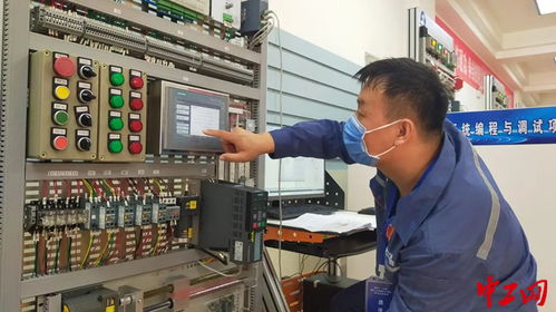 包頭市“工匠杯”電工企業(yè)智能工廠方向職業(yè)技能比賽圓滿落幕，計(jì)算機(jī)信息技術(shù)咨詢服務(wù)助力產(chǎn)業(yè)升級